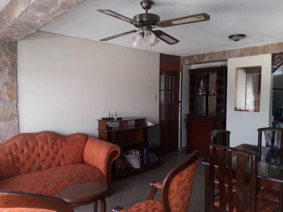 Foto Apartamento en Venta en Zona Oeste, Barquisimeto, Lara - U$D 13.000 - APV210143 - BienesOnLine