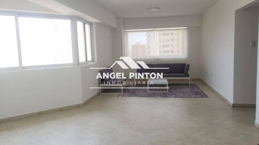 Foto Apartamento en Alquiler en Maracaibo, Zulia - U$D 600 - APA241122 - BienesOnLine