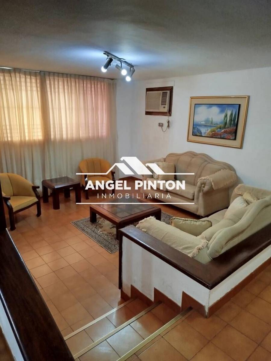 APARTAMENTO EN ALQUILER EN BELLAS ARTES MARACAIBO API 252525