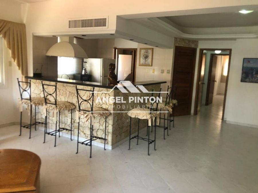 Foto Apartamento en Alquiler en Maracaibo, Zulia - U$D 400 - APA241270 - BienesOnLine