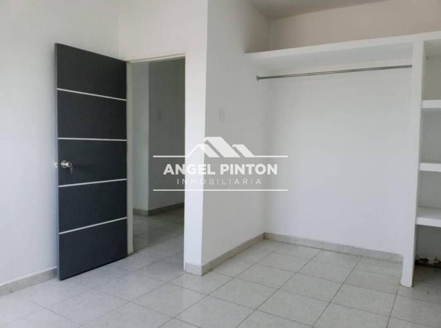 Foto Apartamento en Alquiler en 18 de Octubre, Maracaibo, Zulia - U$D 150 - APA220815 - BienesOnLine