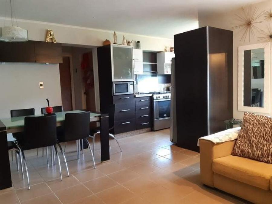 Apartamento en Alquiler en Res. Flamboyant, Tazajal.