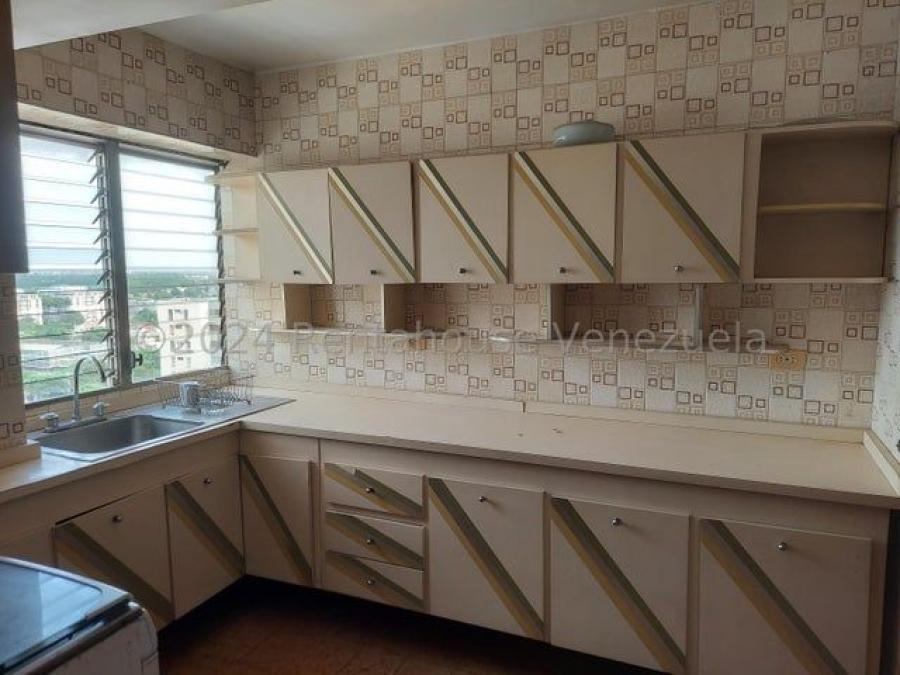 Foto Apartamento en Alquiler en Maracaibo, Zulia - U$D 200 - APA236511 - BienesOnLine