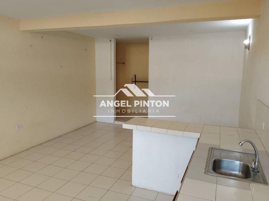 Foto Apartamento en Alquiler en Maracaibo, Zulia - U$D 100 - APA237496 - BienesOnLine