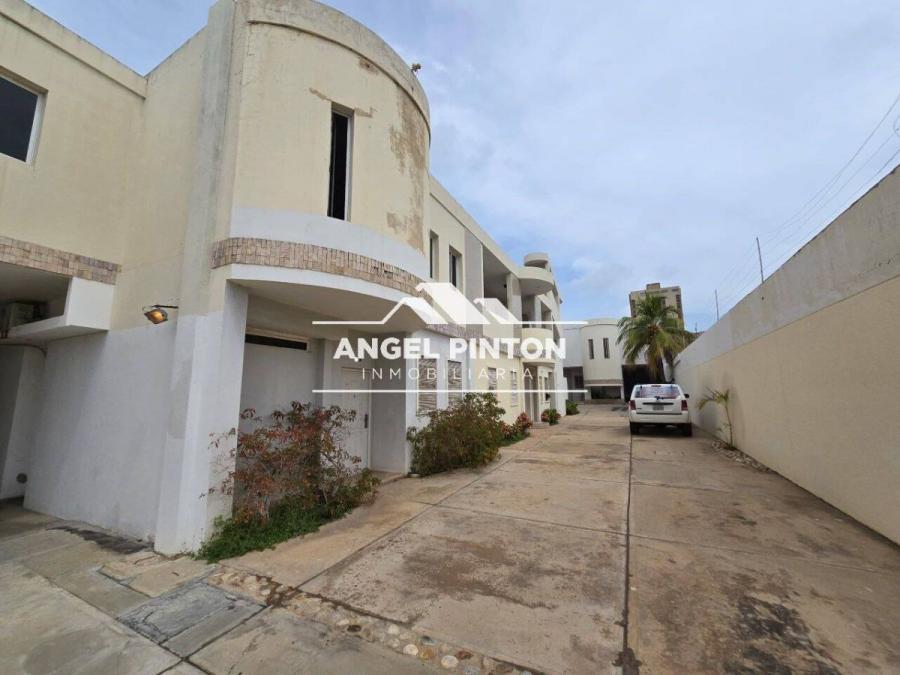 APARTAMENTO EN ALQUILER SECTOR DELICIAS MARACAIBO API 6420