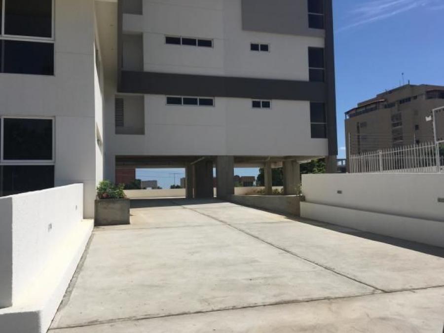 Foto Apartamento en Venta en Maracaibo, Zulia - U$D 60.000 - APV228121 - BienesOnLine