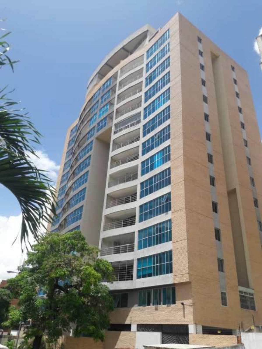 Foto Apartamento en Venta en Sabana Larga, Valencia, Carabobo - U$D 25.000 - APV128217 - BienesOnLine