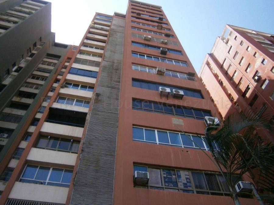 Foto Apartamento en Venta en Av bolivar, Valencia, Carabobo - U$D 18.000 - APV142273 - BienesOnLine