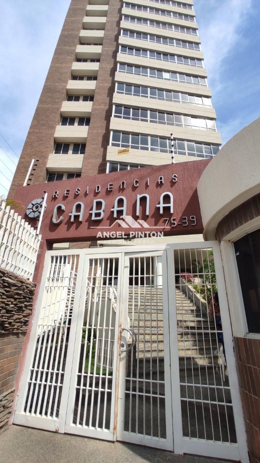 Foto Apartamento en Venta en Avenida El Milagro, Maracaibo, Zulia - U$D 35.000 - APV228889 - BienesOnLine