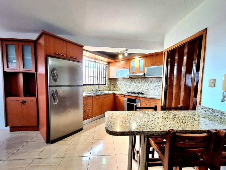 Foto Apartamento en Venta en Sector Cerro Amarillo, Puerto La Cruz, Av Intercomunal, Anzoátegui - U$D 20.000 - APV235112 - BienesOnLine