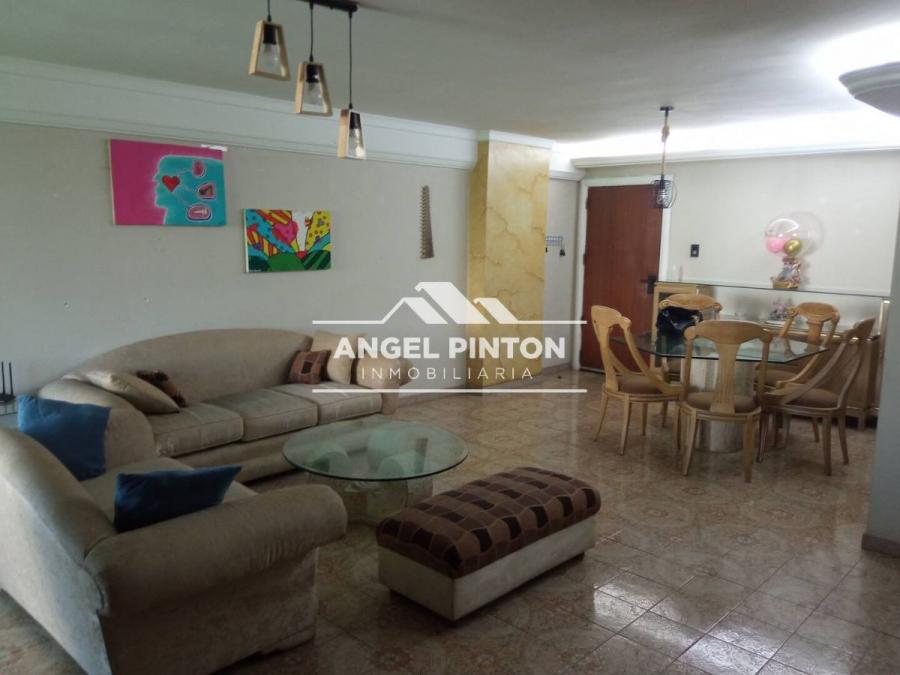 Foto Apartamento en Venta en Santa Rita, Maracaibo, Zulia - U$D 19.000 - APV235736 - BienesOnLine