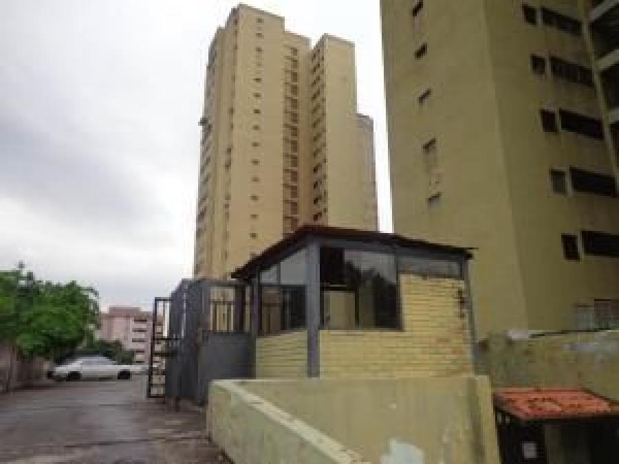 Foto Apartamento en Venta en Casco central, Naguanagua, Carabobo - U$D 11.000 - APV134317 - BienesOnLine