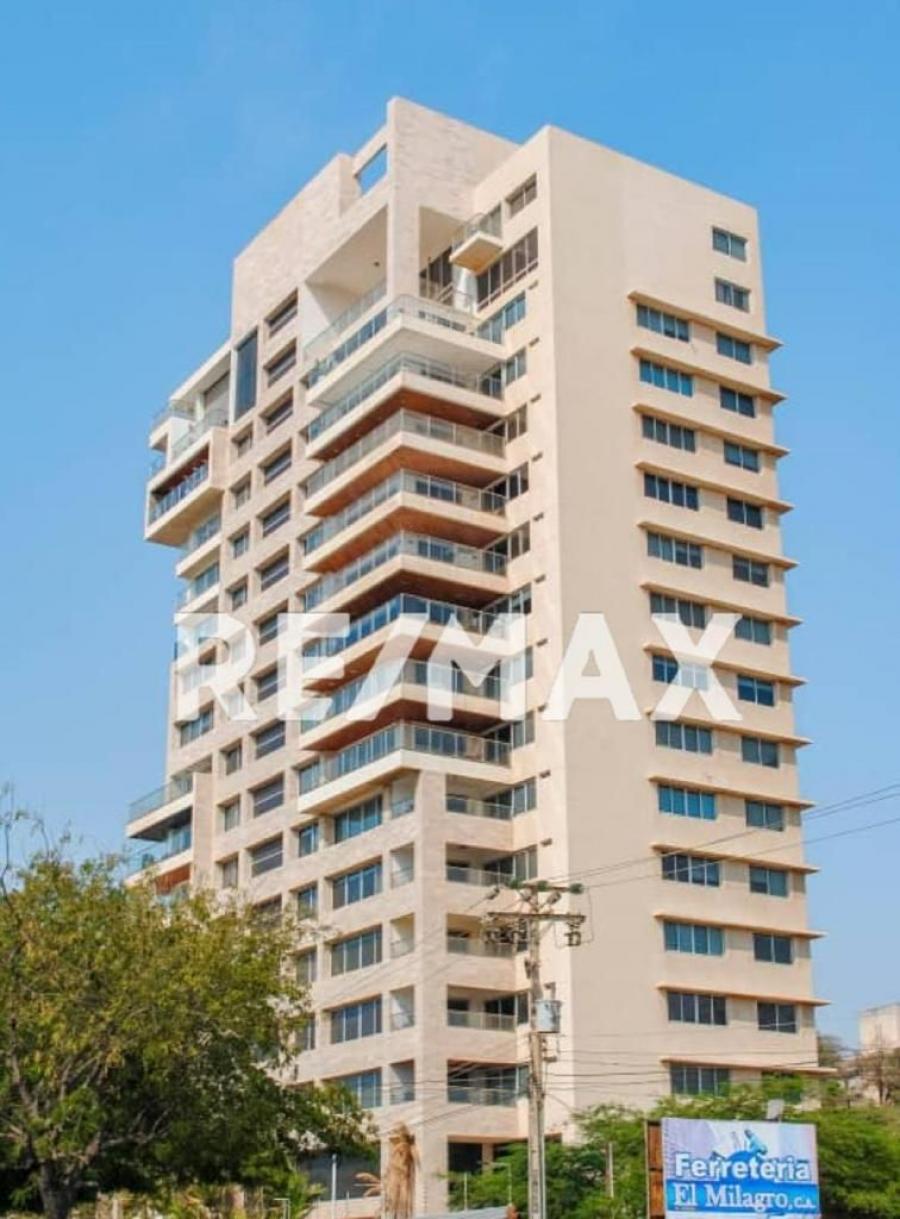 Foto Apartamento en Venta en Maracaibo, Zulia - U$D 650.000 - APV229764 - BienesOnLine
