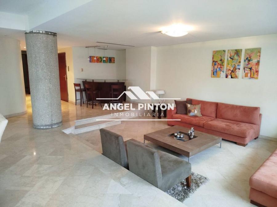 APARTAMENTO EN VENTA EDIFICIO PORTOFINO AV EL MILAGRO API 8911