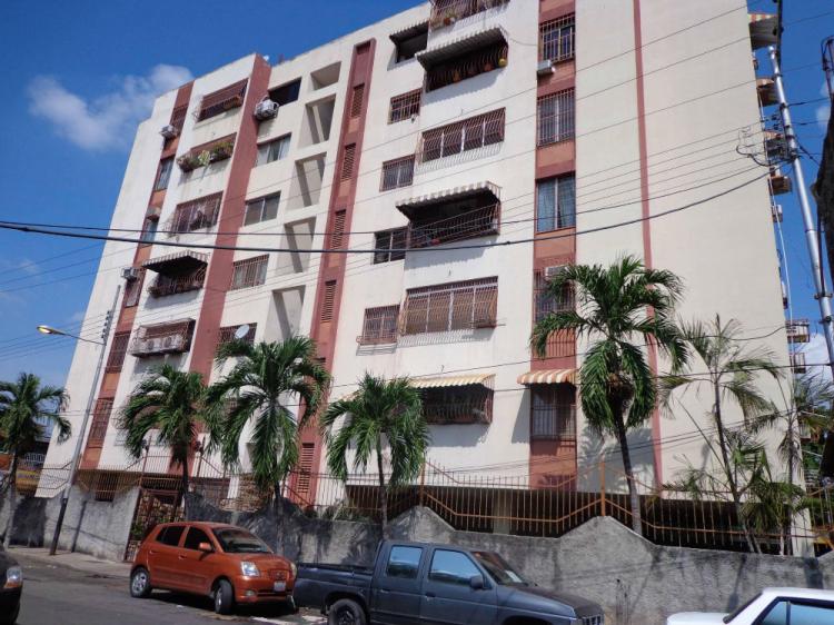 Foto Apartamento en Venta en Maracay, Aragua - BsF 23.500 - APV68166 - BienesOnLine