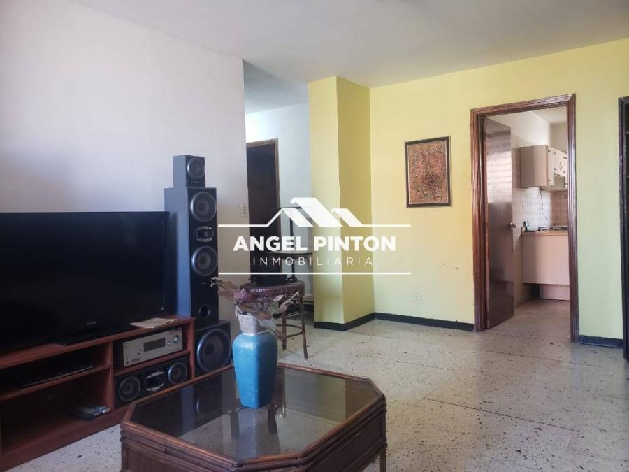 Foto Apartamento en Venta en Maracaibo, Zulia - U$D 18.500 - APV242165 - BienesOnLine