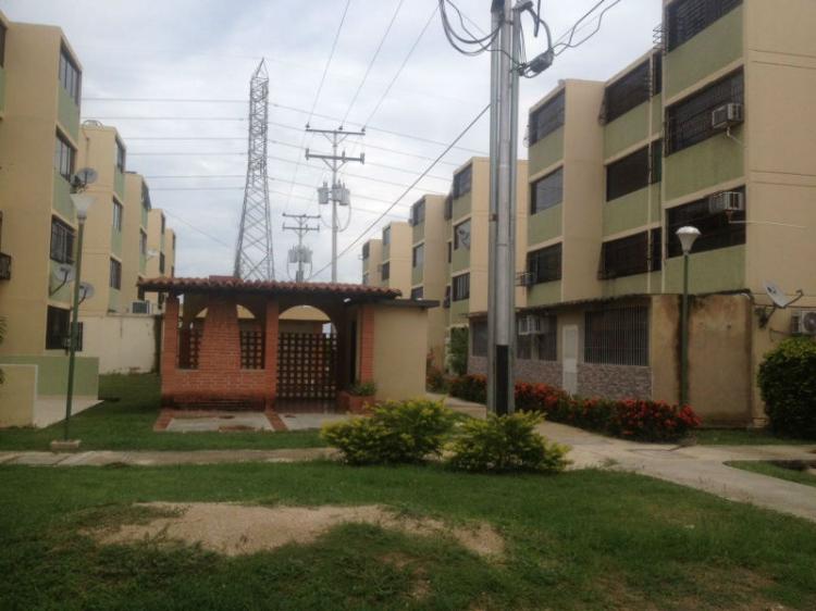 Foto Apartamento en Venta en Carabobo, Los Guayos, Carabobo - BsF 16.000.000 - APV90449 - BienesOnLine