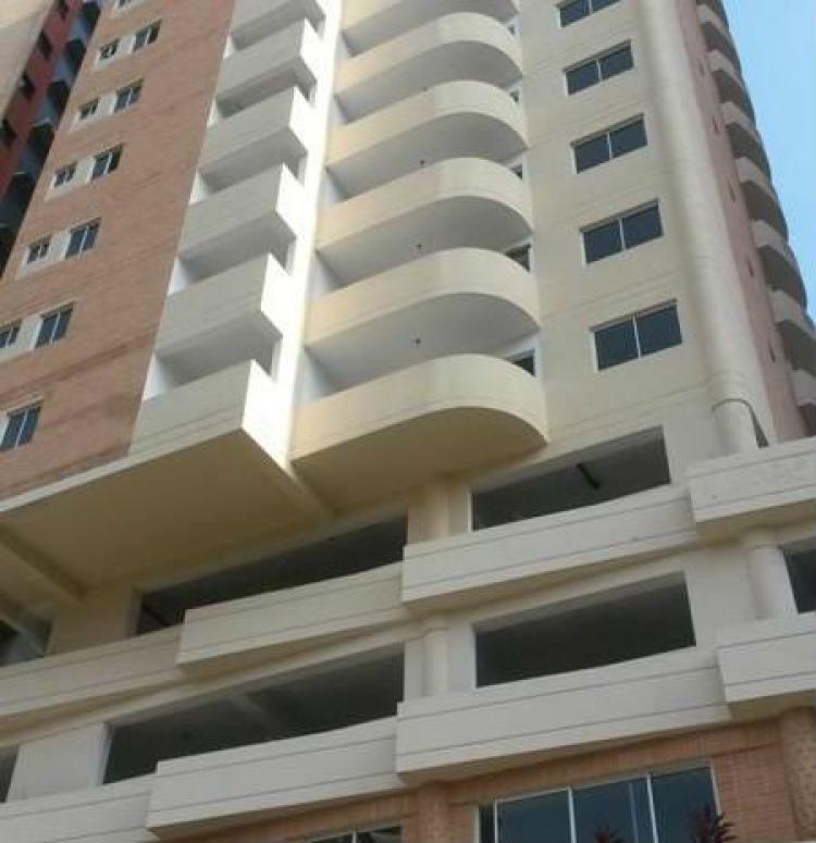 Foto Apartamento en Venta en Urb. El Parral, Valencia, Carabobo - BsF 35.500.000 - APV91959 - BienesOnLine