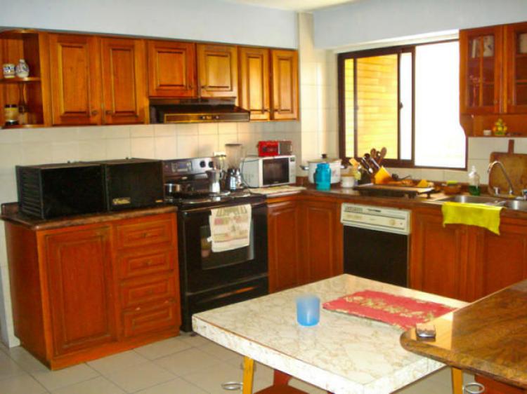 Foto Apartamento en Venta en La Lago, Maracaibo, Zulia - BsF 7.800.000 - APV50563 - BienesOnLine