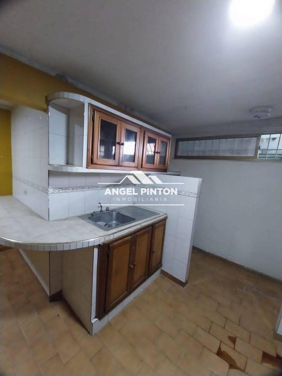 Foto Apartamento en Venta en Maracaibo, Zulia - U$D 10.000 - APV241549 - BienesOnLine