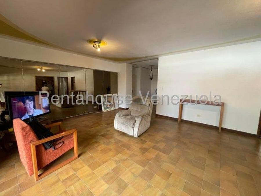 APARTAMENTO EN VENTA EN LOS DOS CAMINOS