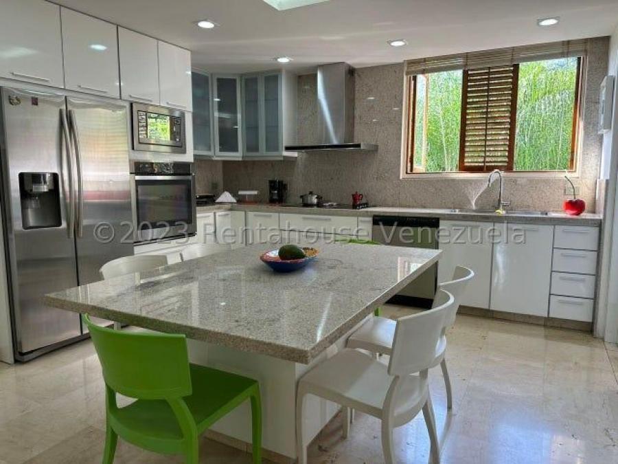 Foto Apartamento en Venta en LOS PALOS GRANDES, Caracas, Distrito Federal - U$D 260.000 - APV238214 - BienesOnLine