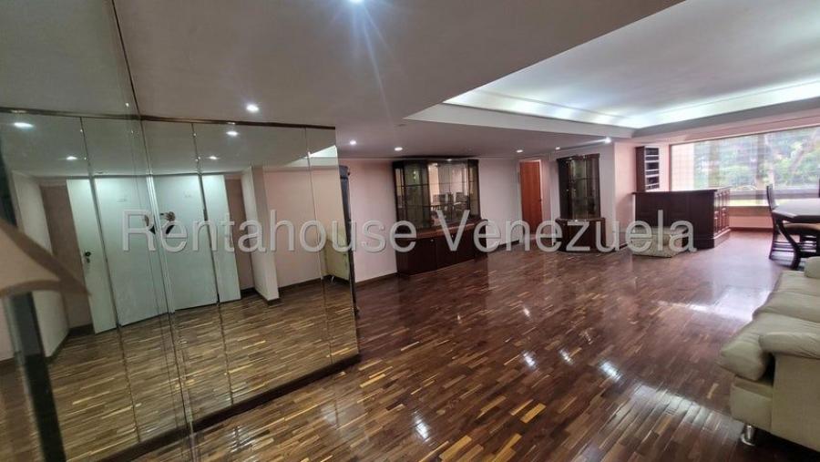 Foto Apartamento en Venta en LOS PALOS GRANDES, Caracas, Distrito Federal - U$D 180.000 - APV247752 - BienesOnLine