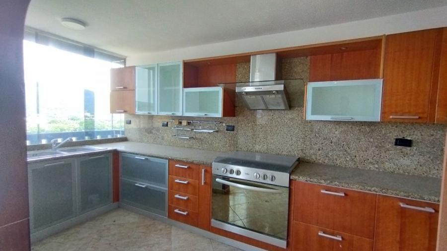 Foto Apartamento en Venta en Valencia, Valencia, Carabobo - U$D 70.000 - APV233443 - BienesOnLine