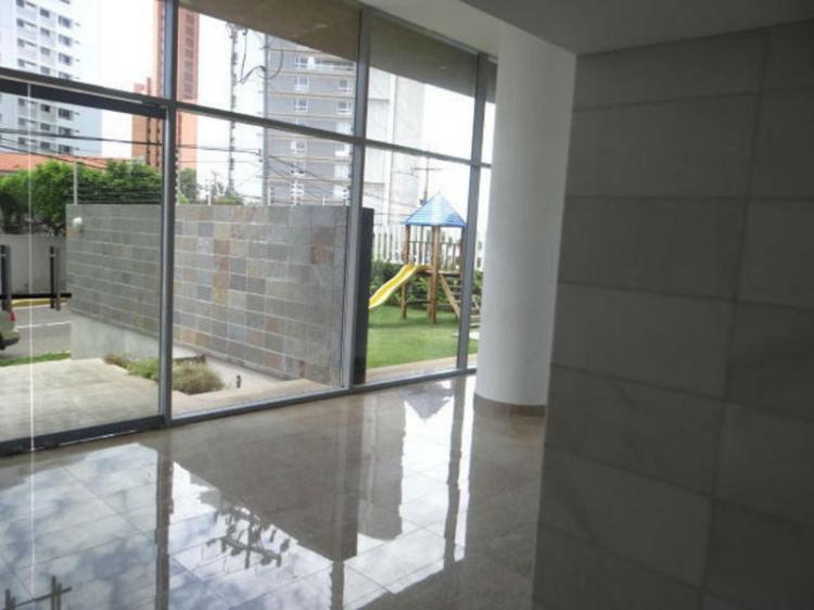 Foto Apartamento en Venta en La Lago, Maracaibo, Zulia - BsF 9.000.000 - APV48903 - BienesOnLine