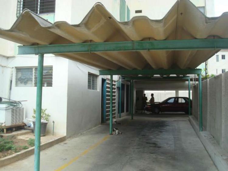 Foto Apartamento en Venta en Valle Frio, Maracaibo, Zulia - BsF 3.000.000 - APV50996 - BienesOnLine