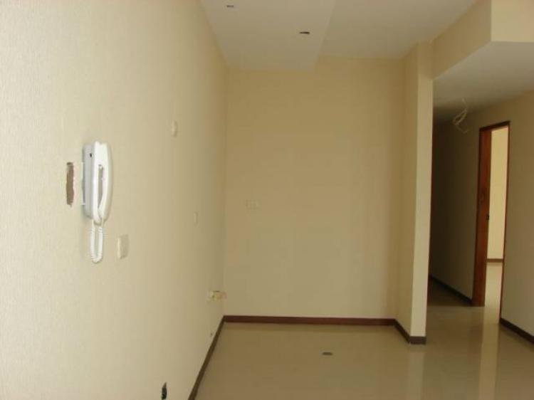 Foto Apartamento en Venta en Valle Frio, Maracaibo, Zulia - BsF 5.000.000 - APV51849 - BienesOnLine