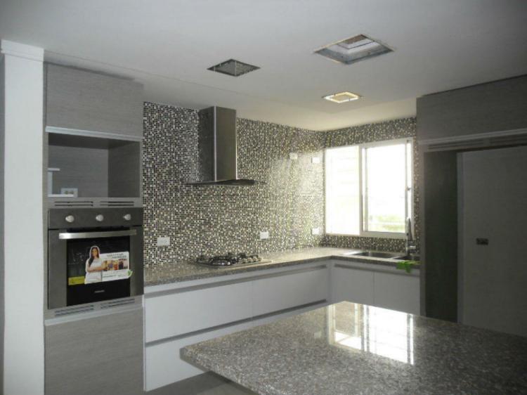 Foto Apartamento en Venta en MONTE BELLO, Maracaibo, Zulia - BsF 70.000.000 - APV92104 - BienesOnLine