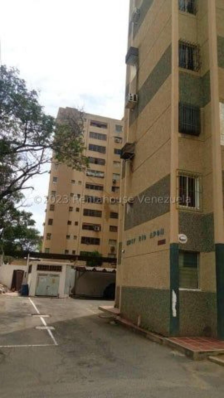 Foto Apartamento en Venta en Maracaibo, Zulia - U$D 14.000 - APV226223 - BienesOnLine