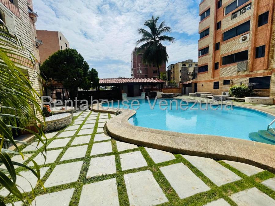 Apartamento en Venta en Tucacas, Falcon MLS #25-10419 GR 