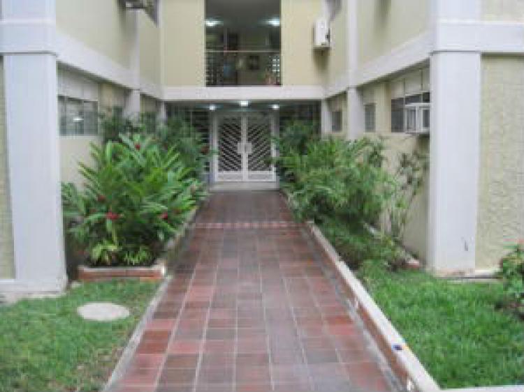 Foto Apartamento en Venta en Barquisimeto, Lara - BsF 87.500.000 - APV84182 - BienesOnLine