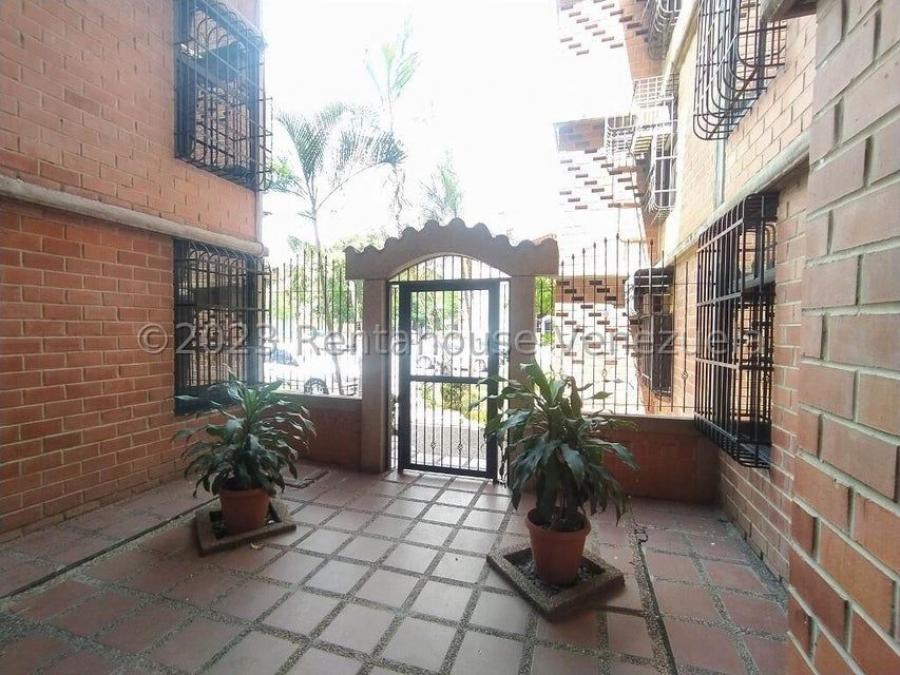 Apartamento en Venta Guarenas Nueva Casarapa El Tablon 24-7581