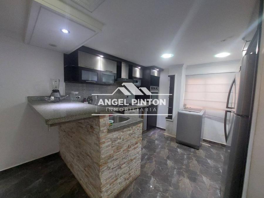 Foto Apartamento en Venta en Maracaibo, Zulia - U$D 12.000 - APV230732 - BienesOnLine