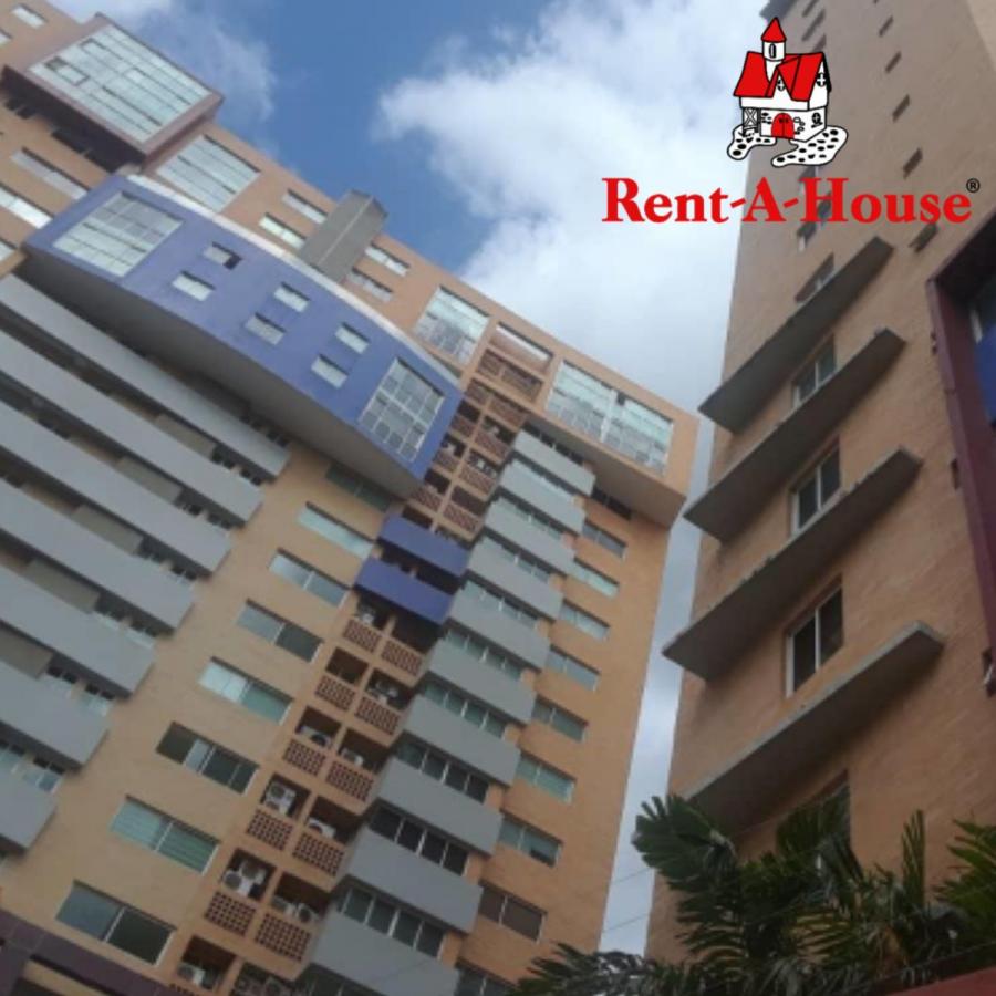 Apartamento en Venta La Trigaleña Valencia 21-1919 Rosangel Parraga +584144266693