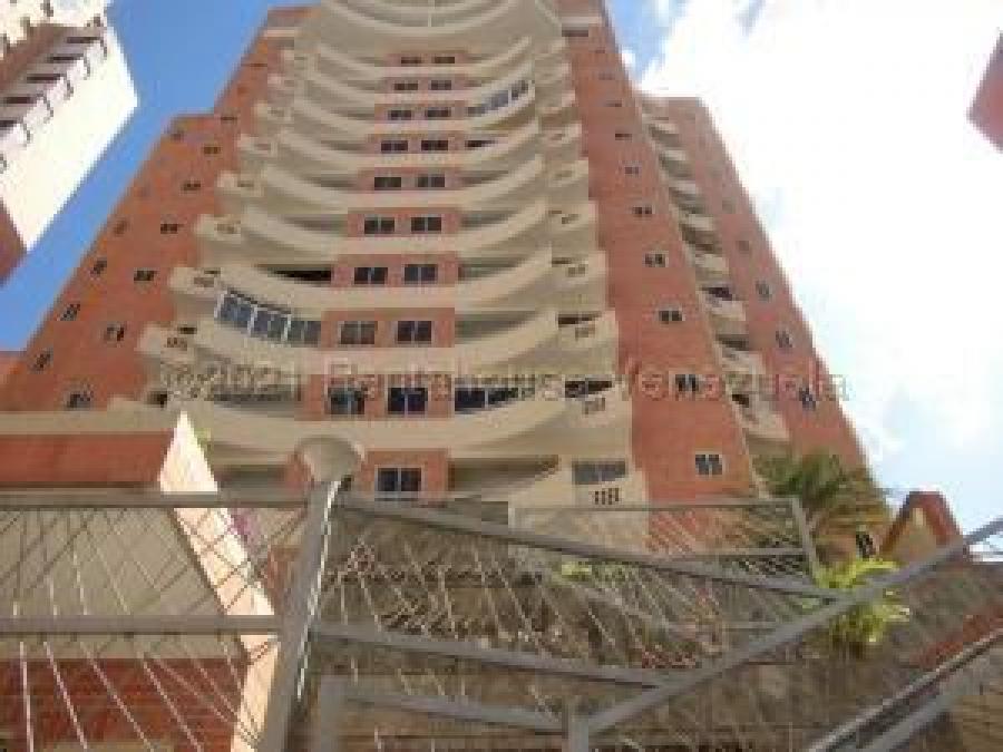 Foto Apartamento en Venta en La Trigalea, Valencia, Carabobo - U$D 49.000 - APV156679 - BienesOnLine