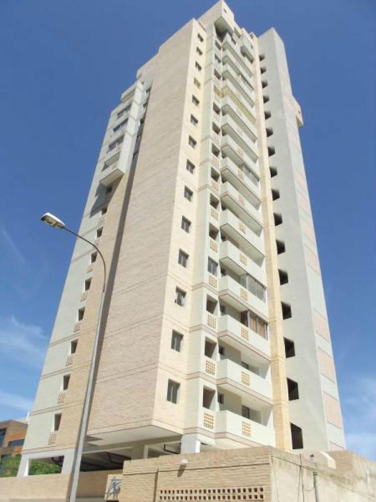 Foto Apartamento en Venta en Valencia, Carabobo - BsF 93.000.000 - APV96000 - BienesOnLine