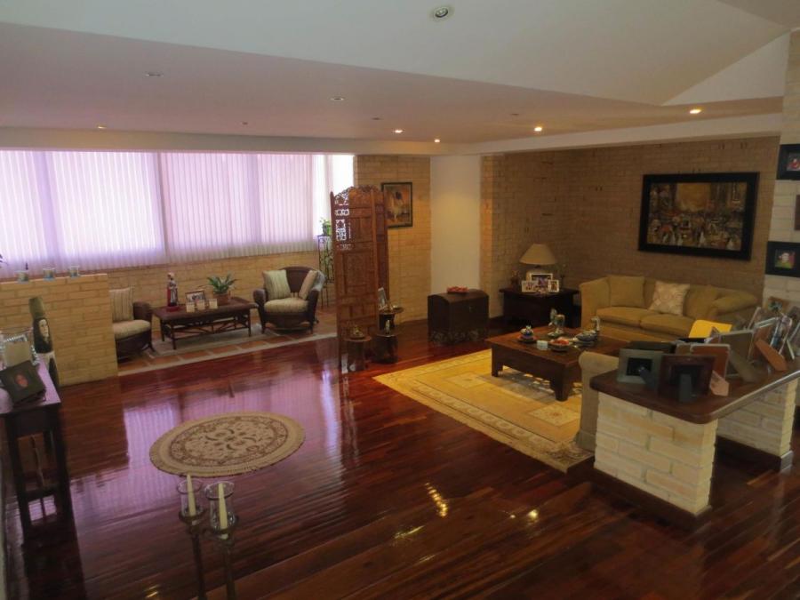 Foto Apartamento en Venta en Las Chimeneas, Valencia, Carabobo - U$D 280.000 - APV136934 - BienesOnLine