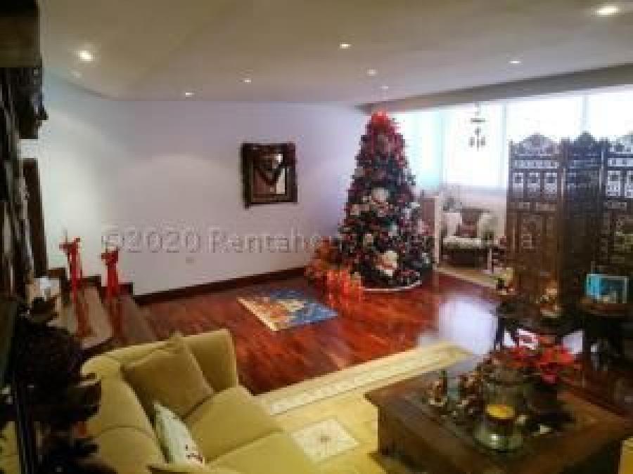 Foto Apartamento en Venta en Las Chimeneas, Valencia, Carabobo - U$D 280.000 - APV138493 - BienesOnLine