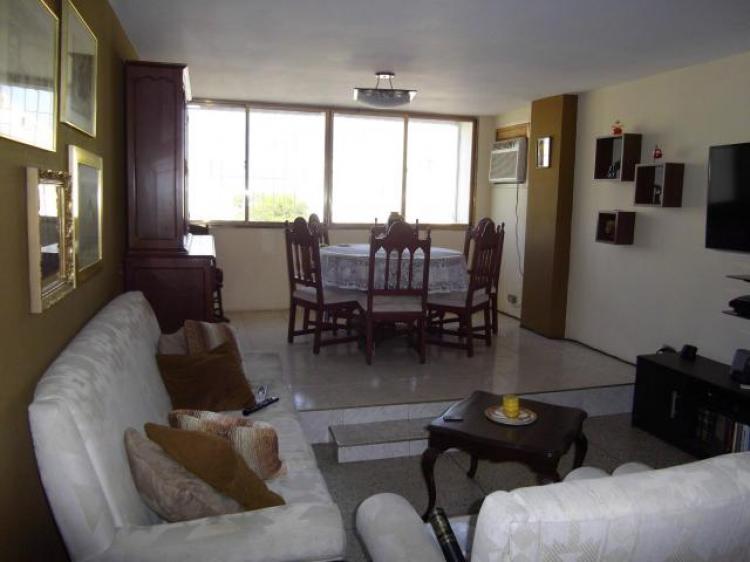 Foto Apartamento en Venta en Maracaibo, Zulia - BsF 4.500.000 - APV61998 - BienesOnLine