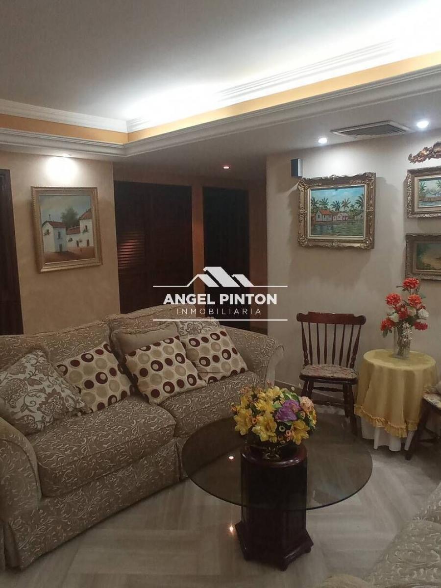 APARTAMENTO EN VENTA RESIDENCIAS EPIFANIA MARACAIBO API 2973