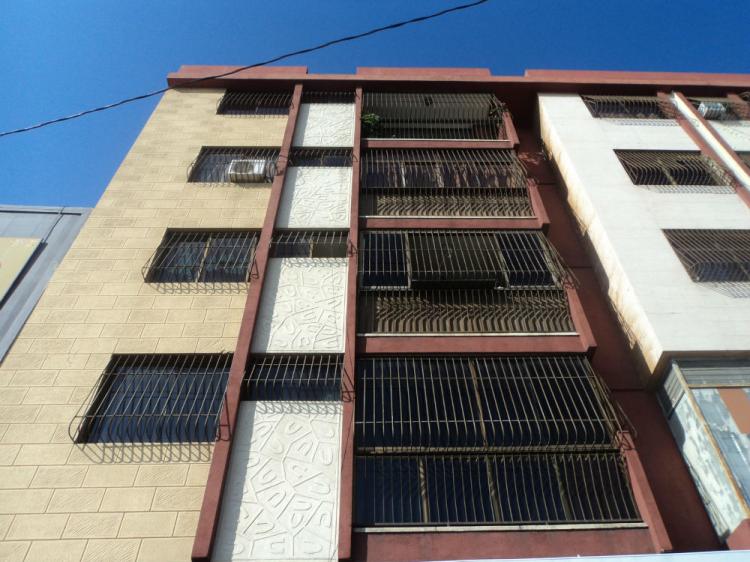 Foto Apartamento en Venta en Barquisimeto, Lara - BsF 53.000.000 - APV95026 - BienesOnLine