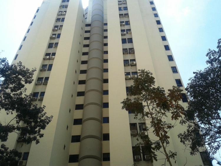 Foto Apartamento en Venta en El Bosque, Valencia, Carabobo - BsF 63.000.000 - APV93600 - BienesOnLine