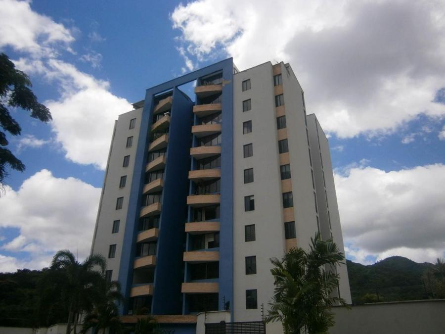 APARTAMENTO EN VENTA VALLES DE CAMORUCO VALENCIA CARABOBO 21-439 RAHV