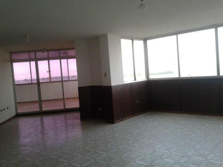 Foto Apartamento en Venta en Maracaibo, Zulia - BsF 3.500.000 - APV48501 - BienesOnLine