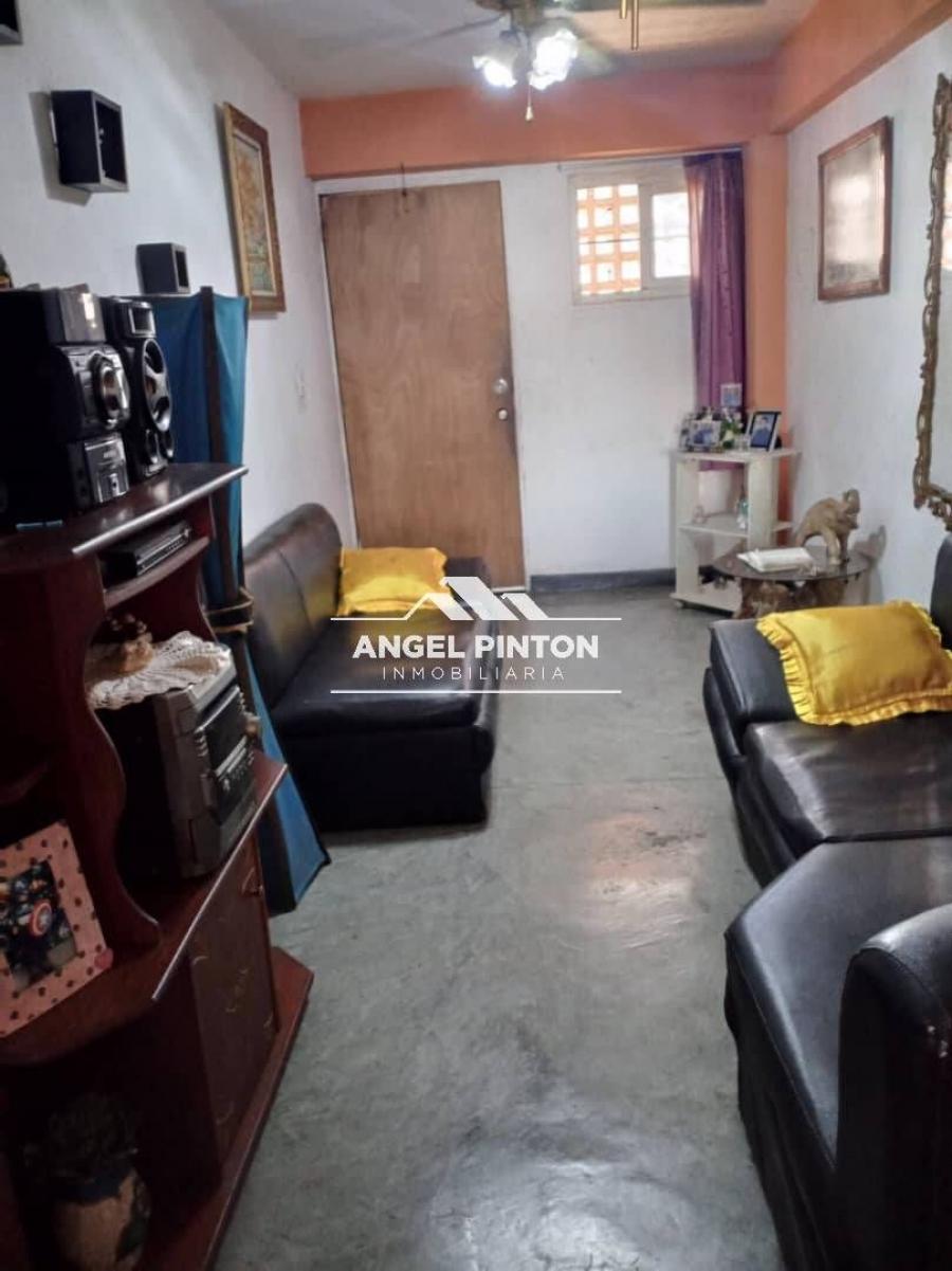 Foto Apartamento en Venta en Caracas, Distrito Federal - U$D 32.000 - APV240825 - BienesOnLine