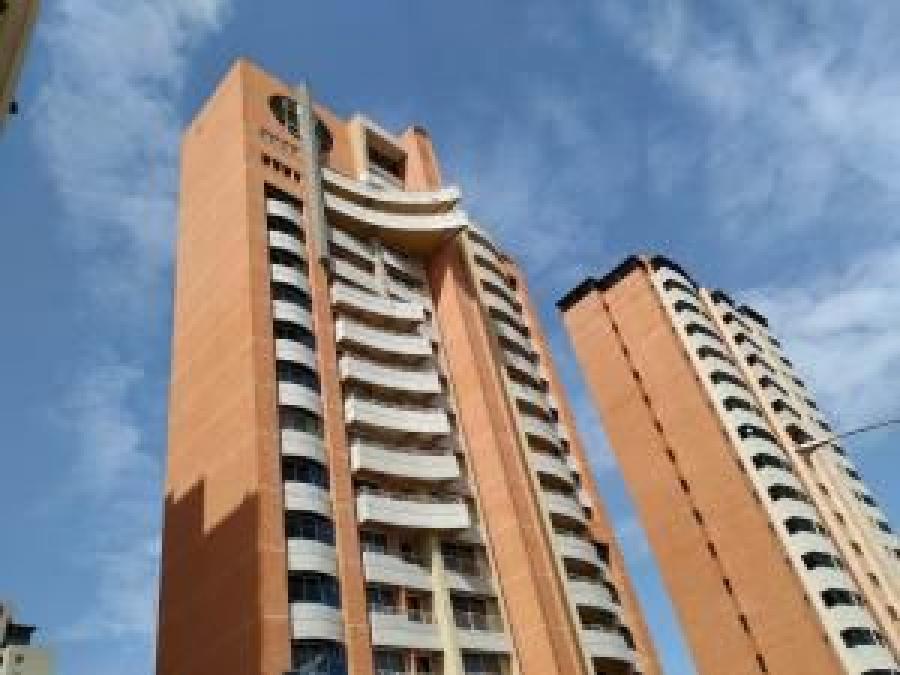 Foto Apartamento en Venta en La trigalea, Valencia, Carabobo - U$D 90.000 - APV143917 - BienesOnLine